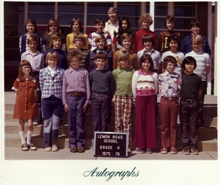 Grade 4 - 1975/76 - Mrs. Metz.