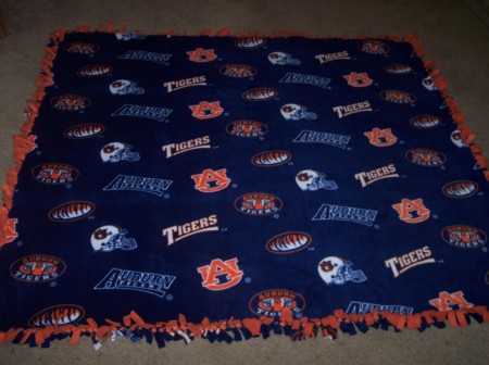 BLANKETS/AUBURN