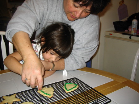 icing cookies