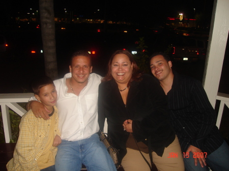 The Rodriguez Fam at Bahama Breeze