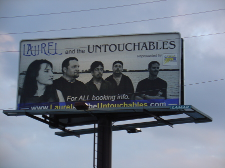 laurel & the untouchables 010