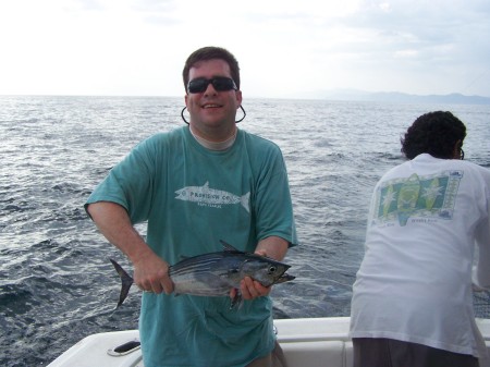 Greg Lyles Fishing in the Pacific 2007