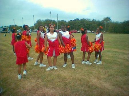 My baby and her cheerleading amigas!