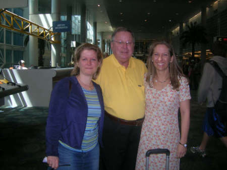 Surprise moment at the airport!