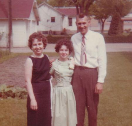 Kathie & Mom & Dad