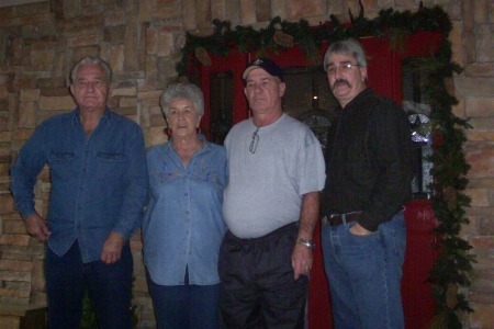 Dad,Mom,Me, and Brother