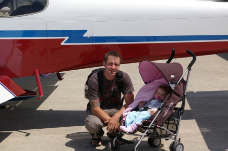 Rylie and her Uncle Josh before a quick flight