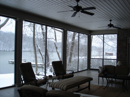My lakeside porch.Great for viewing boaters
