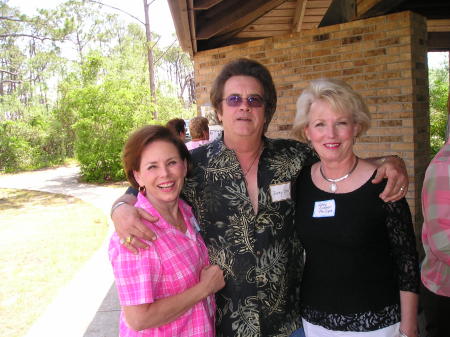 Annette & Kathy Custer, Jerry Dyar