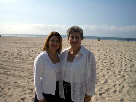 Annette & Mom in Redondo Beach, California