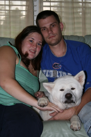 Ruth, her fiance Ben, and their puppy, Soji