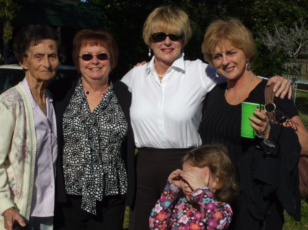 Aunt Dot, Connie, Me,Donna and Angel