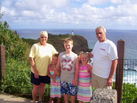 my parents and kids in Hawaii