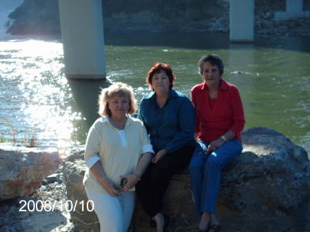 Pat, Anna and Linda