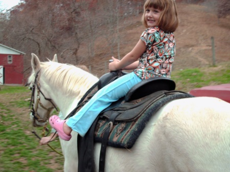 Katie Riding Lollie At Nanmom's House