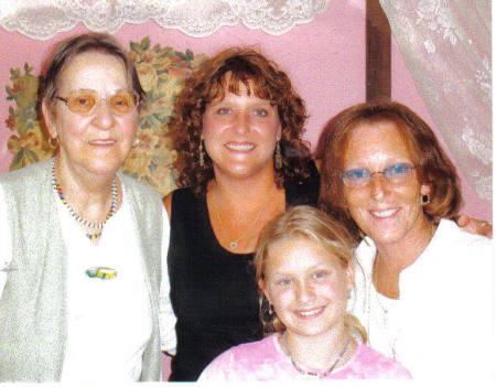 Mom, Laura, Cynthia & Cindy