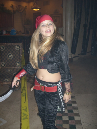 Simone as a pirate