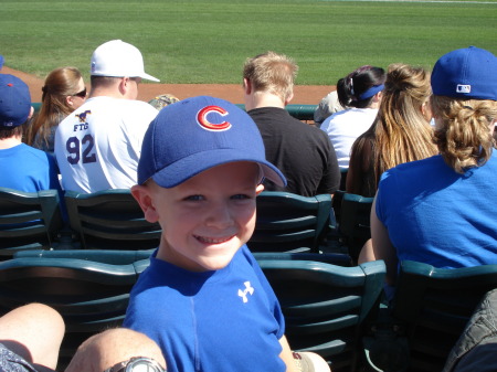 tanner at a cubs game