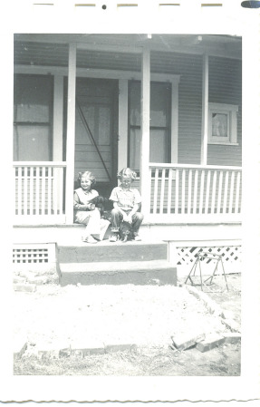 Kay and Nan Winters