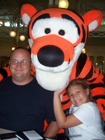 Pete, Tigger and Emily 6/08
