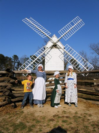 The kids and Laina in Colonial Williamsburg