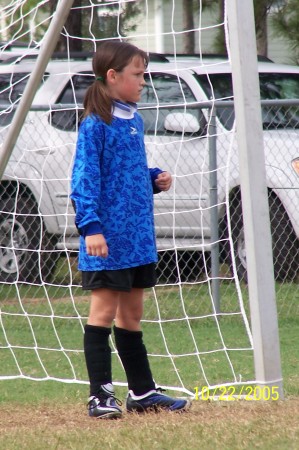 Ashlynn Rainaldi playing goalie for EPYSL.