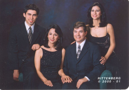 2001 family photo