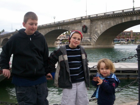 Boys at London Bridge