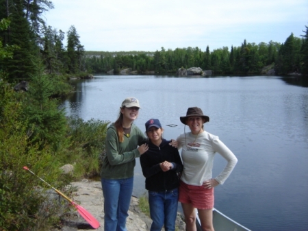 Alex, Kyli & Gretchen- Northwoods