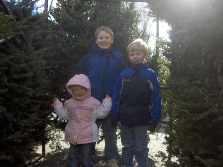 Tommy, Mike Jr. and Jessica at Xmas