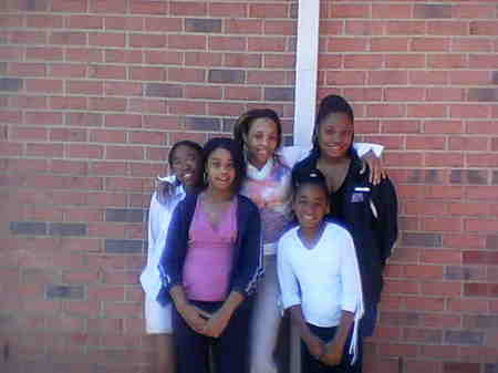 My daughter Brittany and here cousins in Memphis