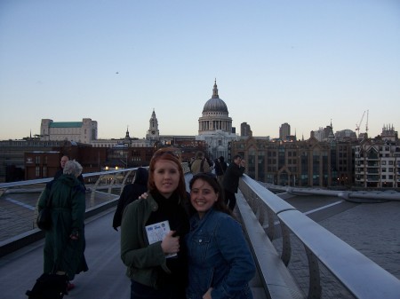 St.Paul's Cathedral - Thames River, London