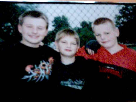 THE ONE ON THE FAR RIGHT WAS FOSTER CHILD =)