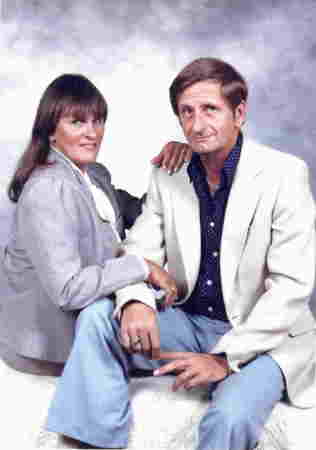 Carole Yung Bradley & William{Bill}Bradley 1989