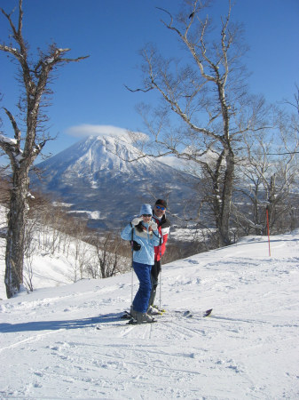 Niseko Ski Trip - Tiffany and Dad