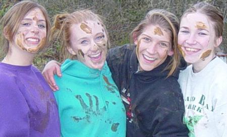 mud wrestling daughters