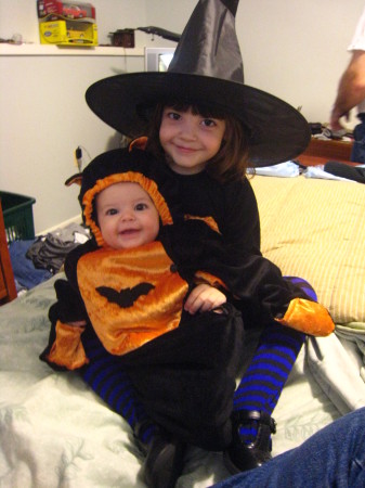 Hannah & Holly Halloween 2008