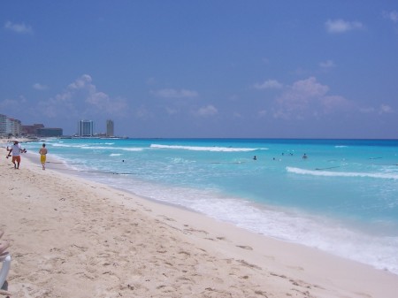 Beach in Cancun at Le Blanc