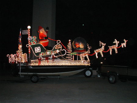 another one of the boat parade.
