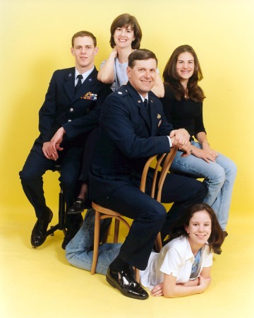AF Retirement Family Photo May 2001