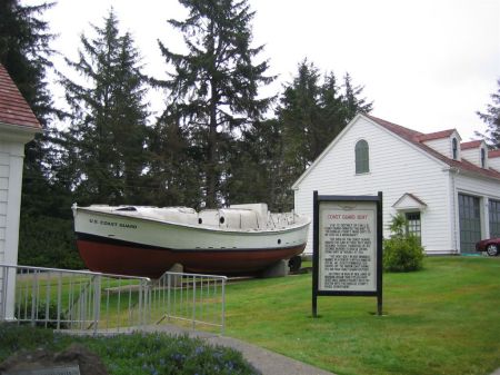 Umpqua coast guard boad