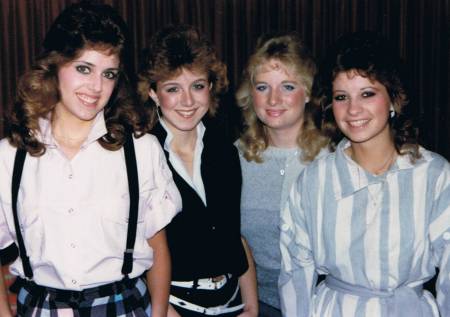 Kelly Hillman's Classmates profile album