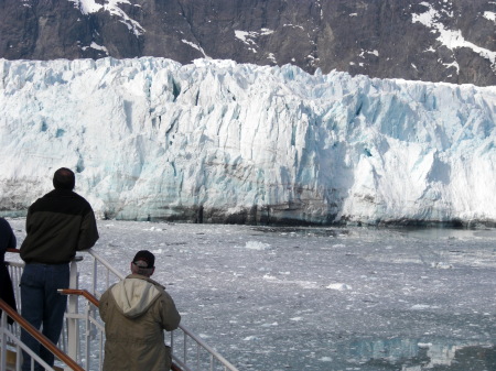 May 08 glaciers in alaska you gotta go!