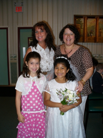 May 2007 - Suzanne, Erika & Our girls...