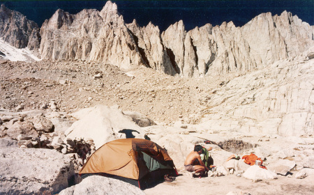 Backpacking on the Mt Whitney Trail