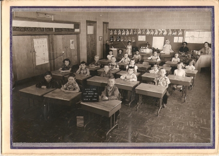 Alta Loma First grade class of 1954