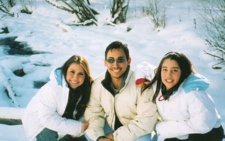 Dewey, Kelly & Meagan at ski resort