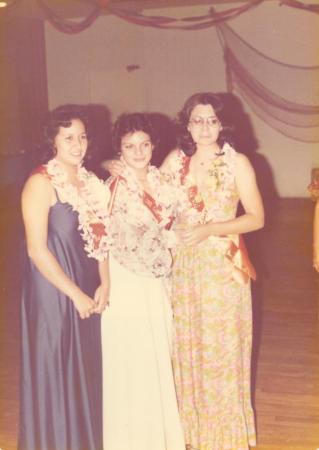 Norma, Bell and Sandy at Senior Aloha Prom