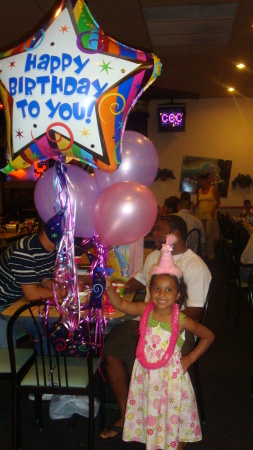 mya's 4th bday at chuck e cheese