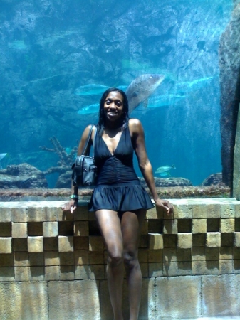 rita at the atlantis aquarium